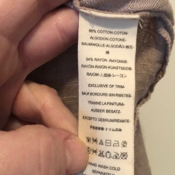 Lightweight blouse - Picture 2 of 2